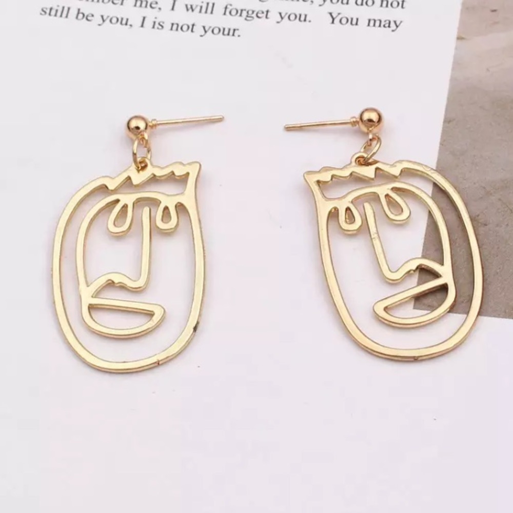 🎉 New Gold Plated Male Face Silhouette Stud Earrings